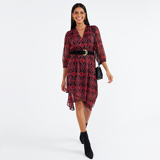 <h3><strong>Le style glamour</strong></h3>