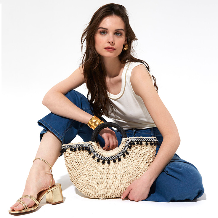 LE SAC EN PAILLE