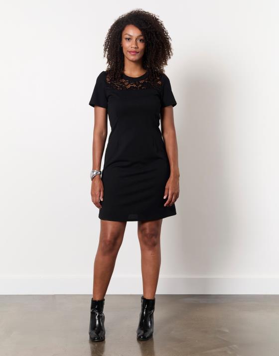 Habiller une robe noire best sale