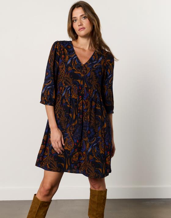 Nicole riu robe hotsell