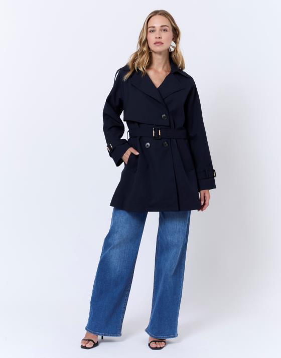 Trench court uni