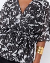 Blouse manches courtes imprimé graphique