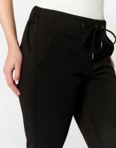 Pantalon 7/8 fuselé uni
